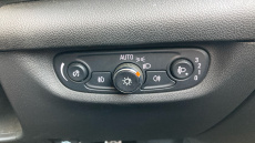 Vauxhall Insignia 1.6 Turbo D ecoTec [136] SRi Nav 5dr Diesel Hatchback